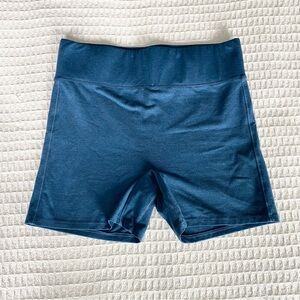 We Over Me blue bike shorts size large